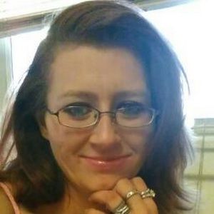 Meet your Posher, Pauline